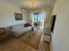 Cozy 2 bedroom apartment near Los Locos Beach